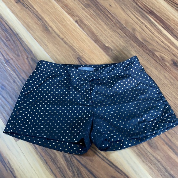 Umgee Black & Gold Shorts Size Medium - Picture 8 of 8